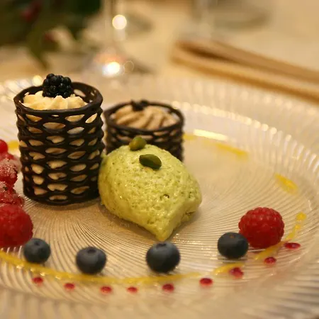 Gieschens מלון אכים